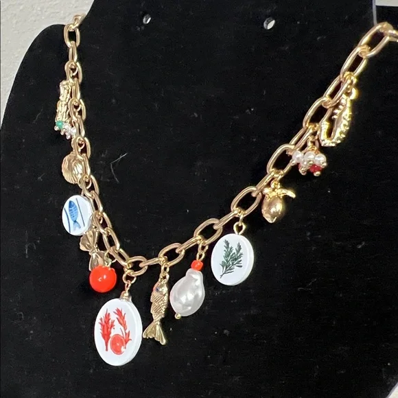 Charming Gold Necklace with Colorful Accents - Picture 4 of 5